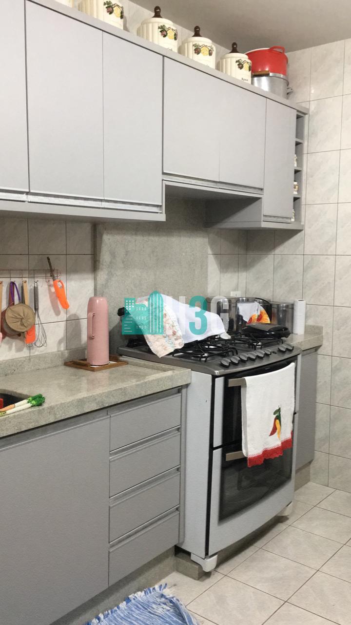 Apartamento á Venda no Edificio Caioba em Apucarana/Pr