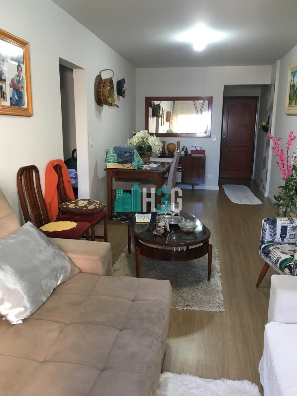Apartamento á Venda no Edificio Caioba em Apucarana/Pr