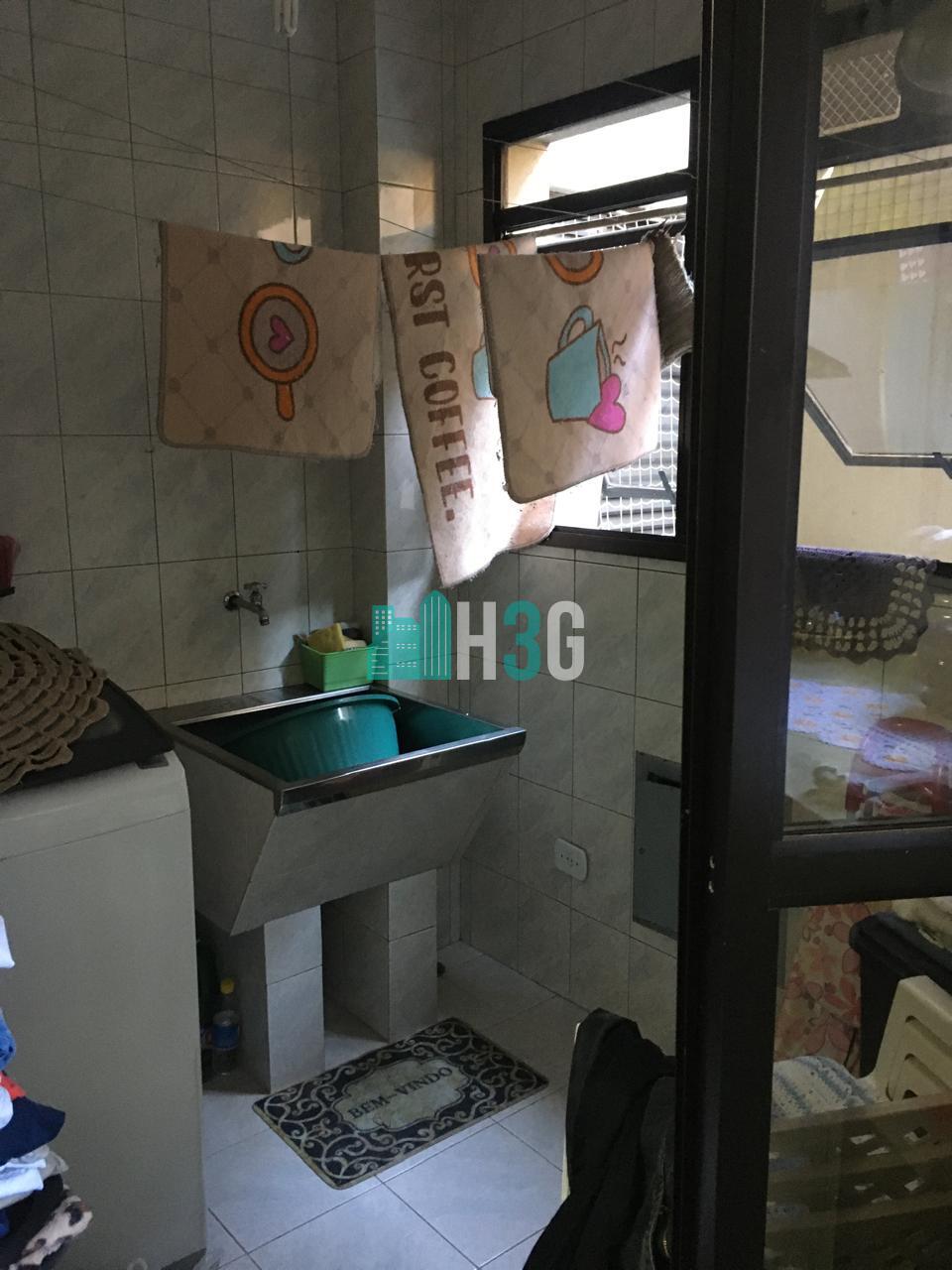 Apartamento á Venda no Edificio Caioba em Apucarana/Pr