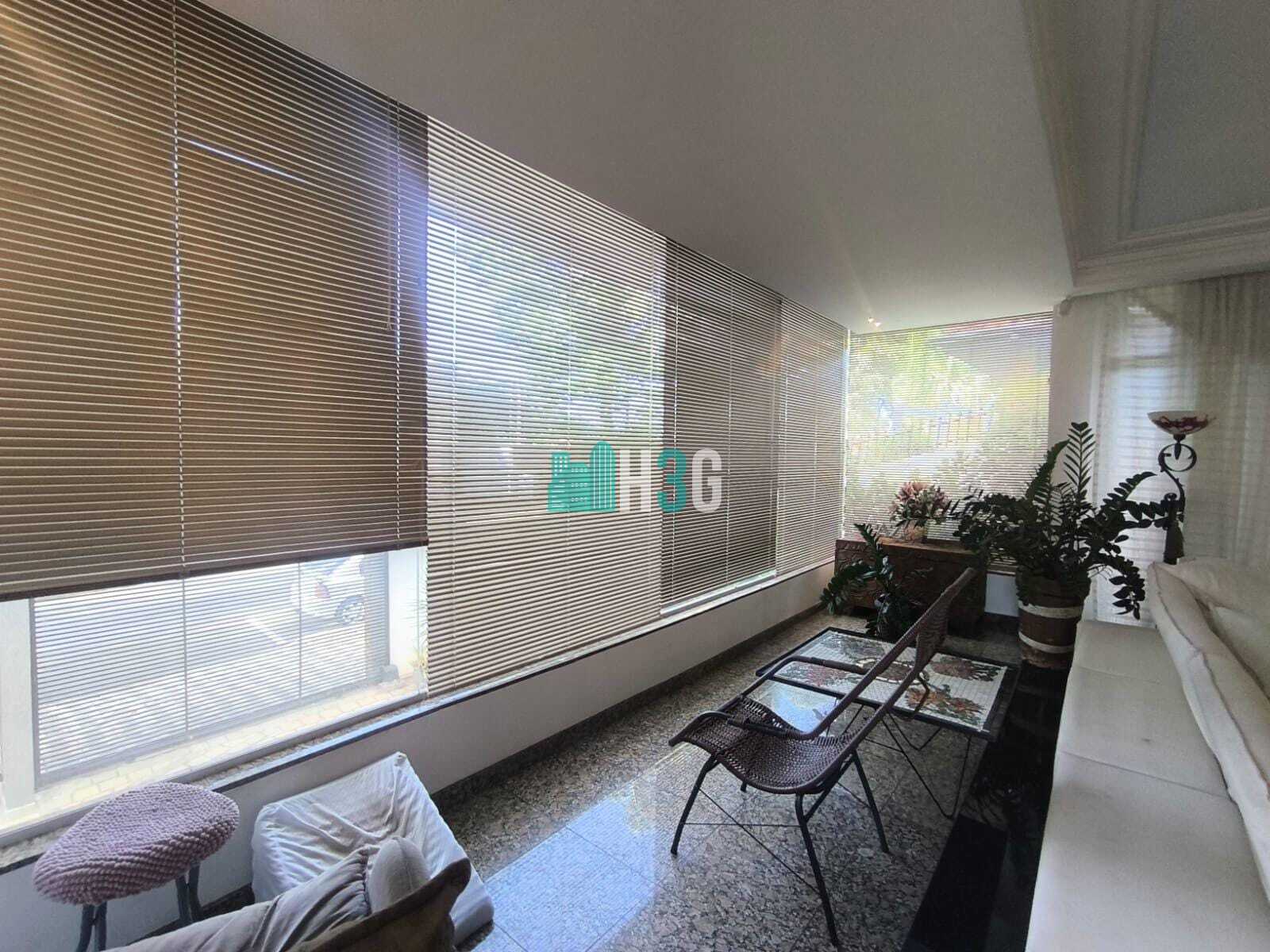Casa a venda no Centro em Apucarana/Pr
