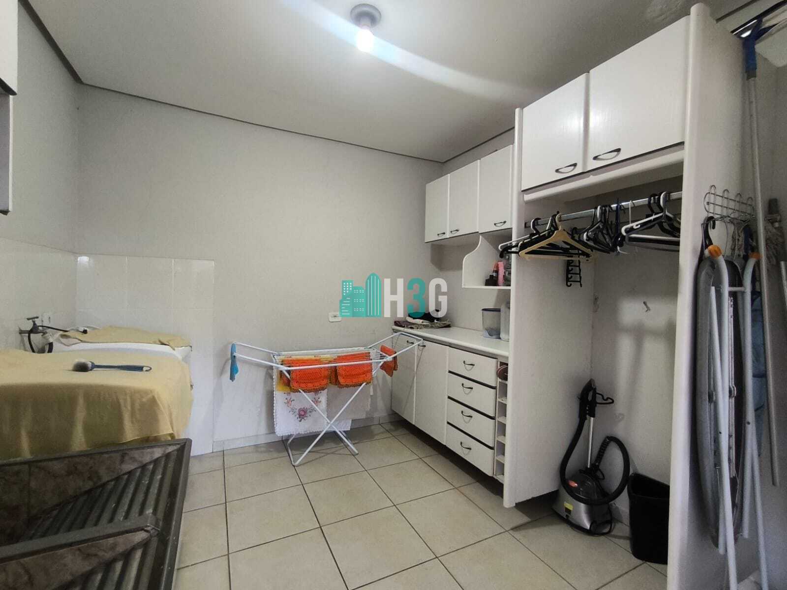 Casa a venda no Centro em Apucarana/Pr