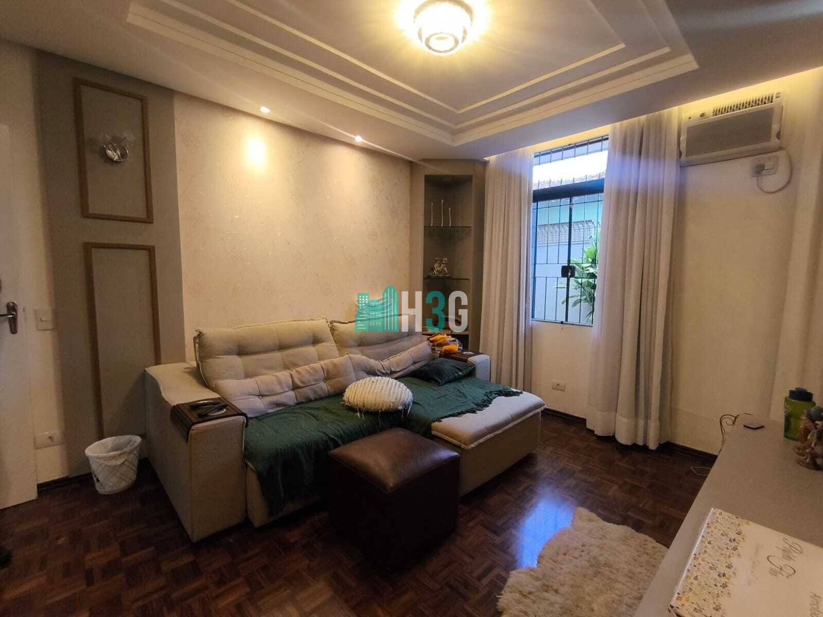 Casa a venda no Centro em Apucarana/Pr