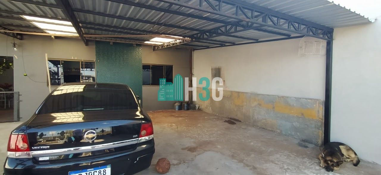 Garagem Casa Residencial Djalma Mendes Apucarana