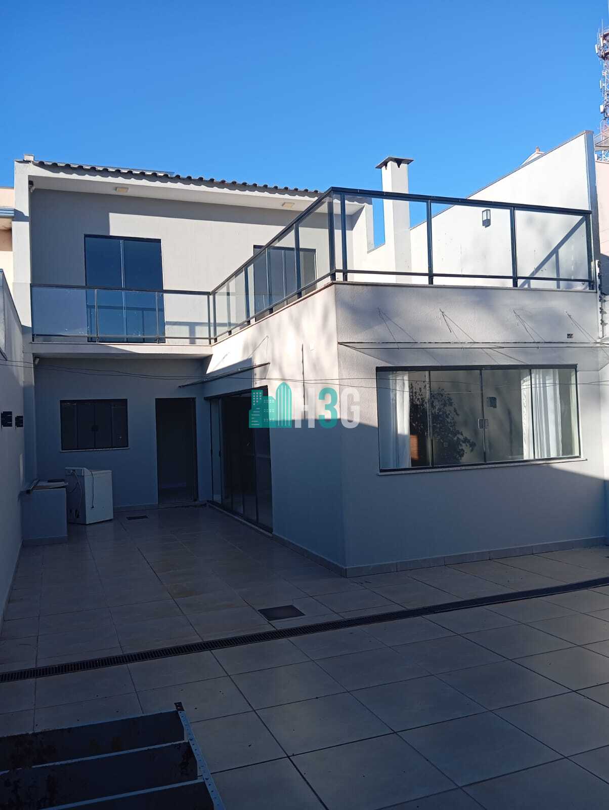 Sobrado à Venda na Vila Social em Apucarana/Pr